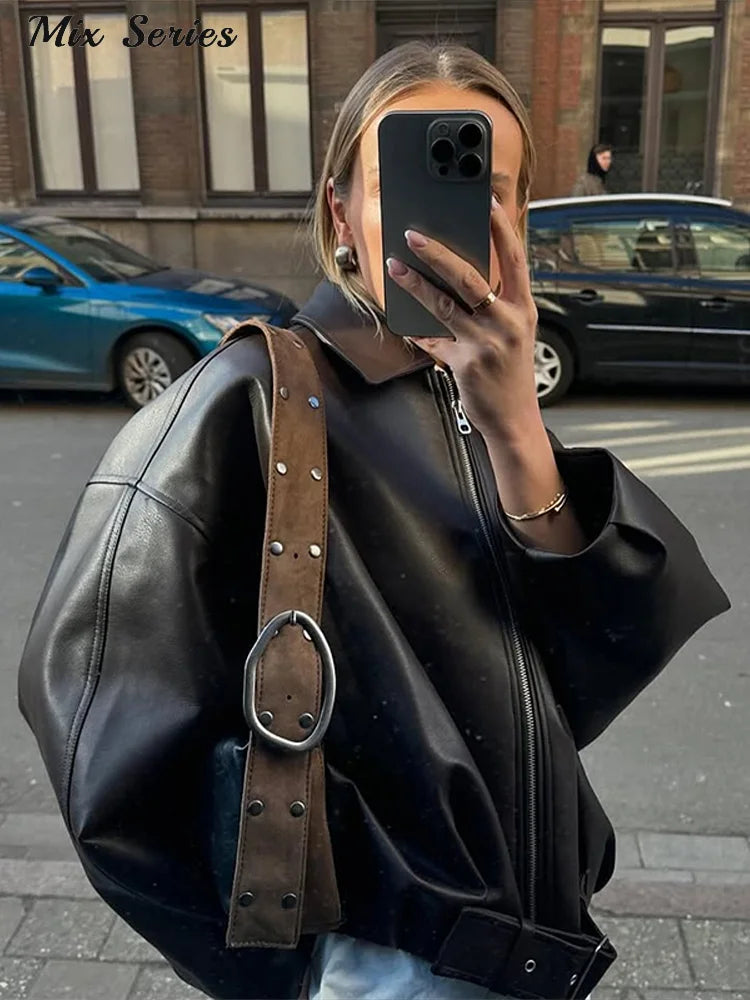 Amelie | Elegante Lederjacke für Damen schwarz mit Kragen