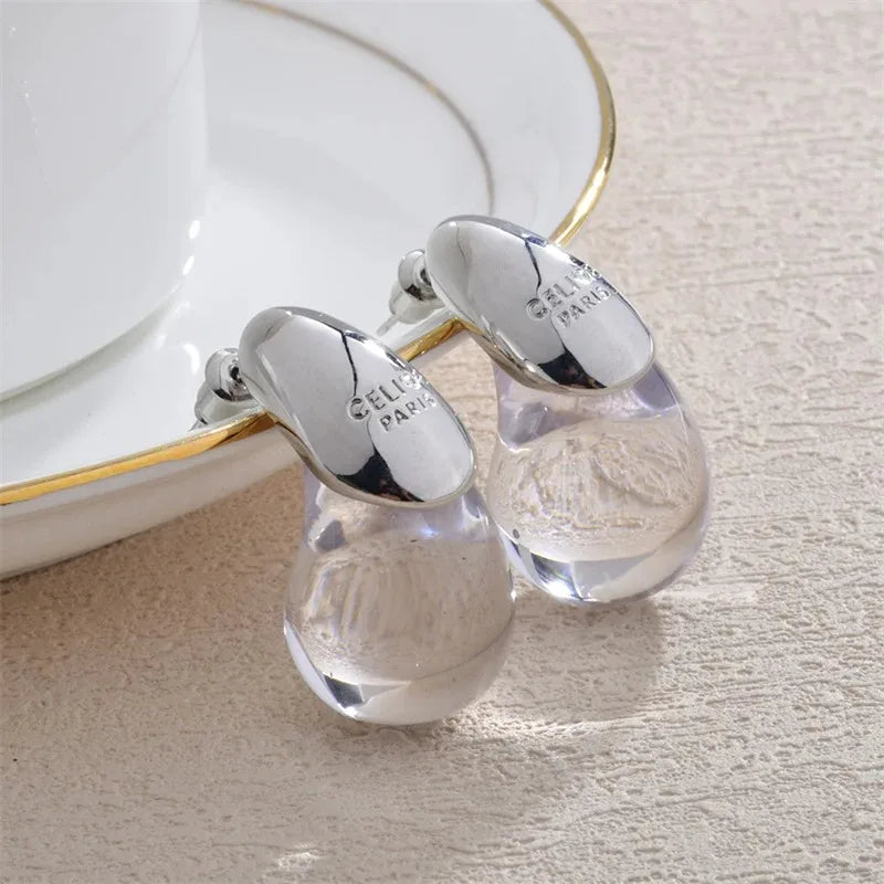 Amelie | Elegante Ohrringe Gold aus Harz für Damen