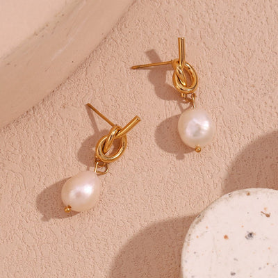 Amelie | Elegante Perlenohrringe für Damen gold