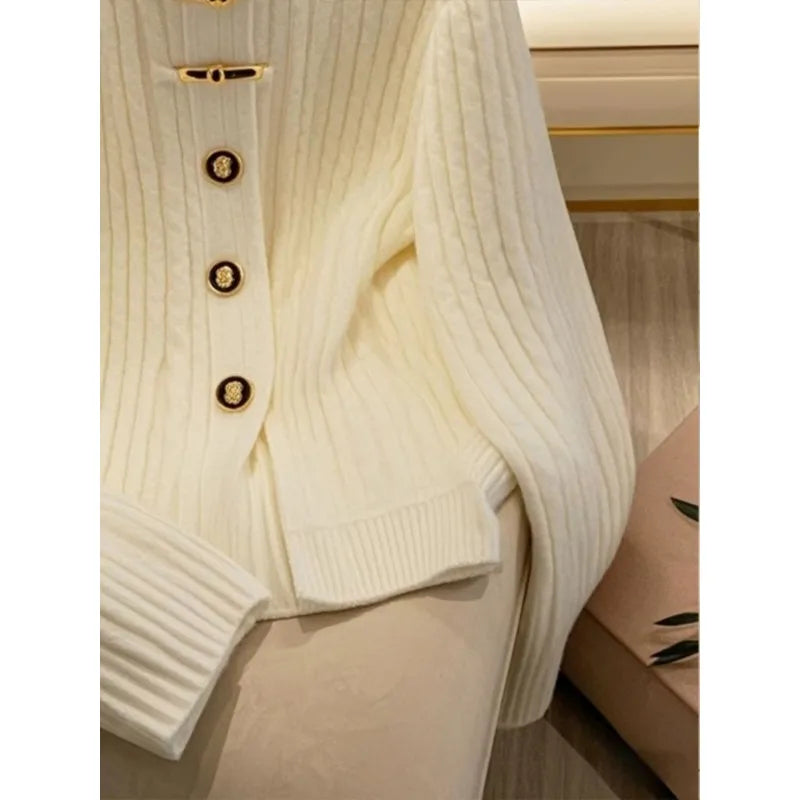 Amelie | Eleganter Damenpullover aus weichem Strick Winter