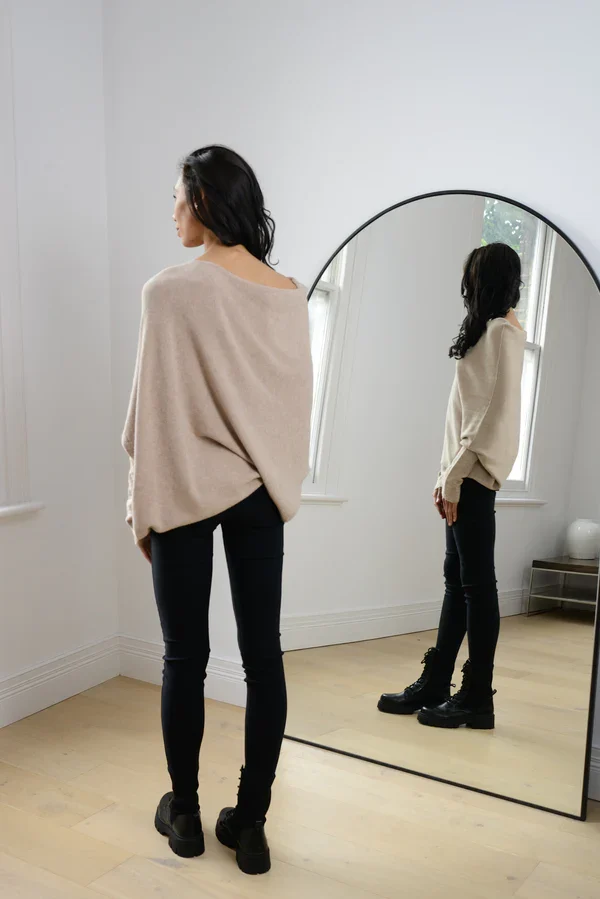 Amelie | Eleganter Drapierter Damenpullover Oversize