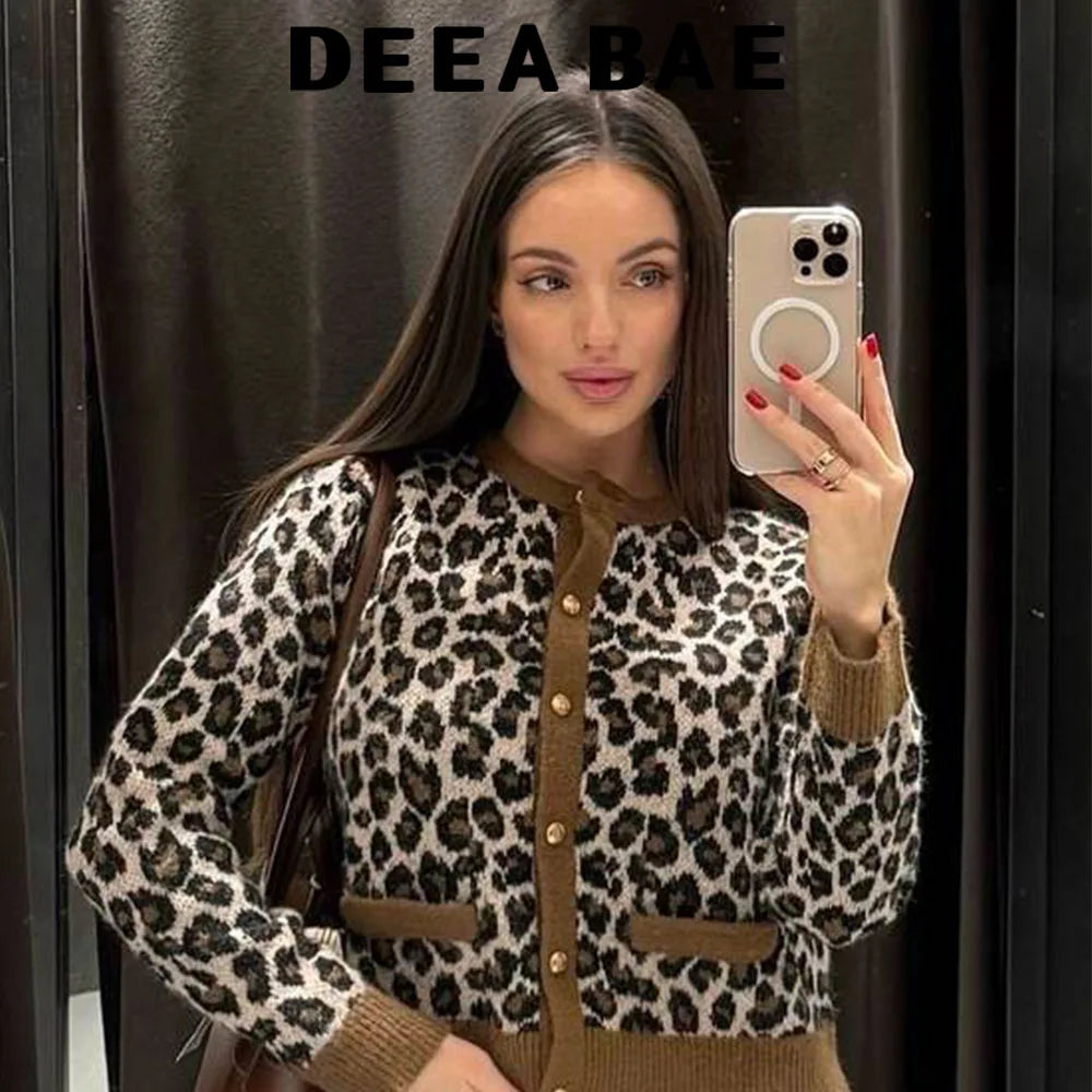 Amelie | Eleganter Strickcardigan für Damen mit Leopardenmuster