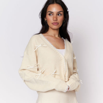 Amelie | Eleganter Strickcardigan für Damen mit Schleifen