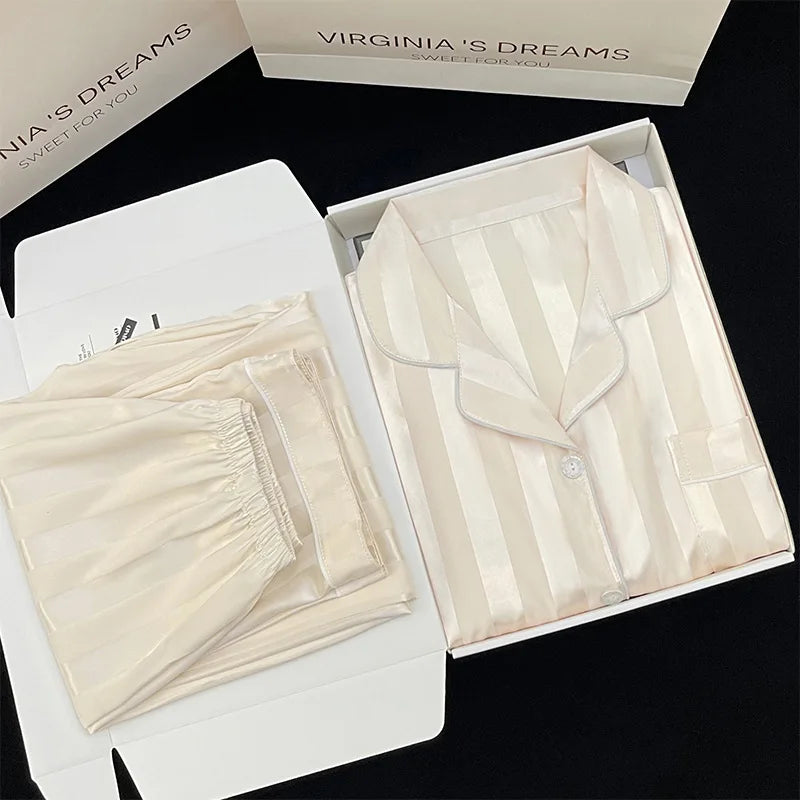 Amelie | Elegantes Satin-Pyjama für Damen langarm 2