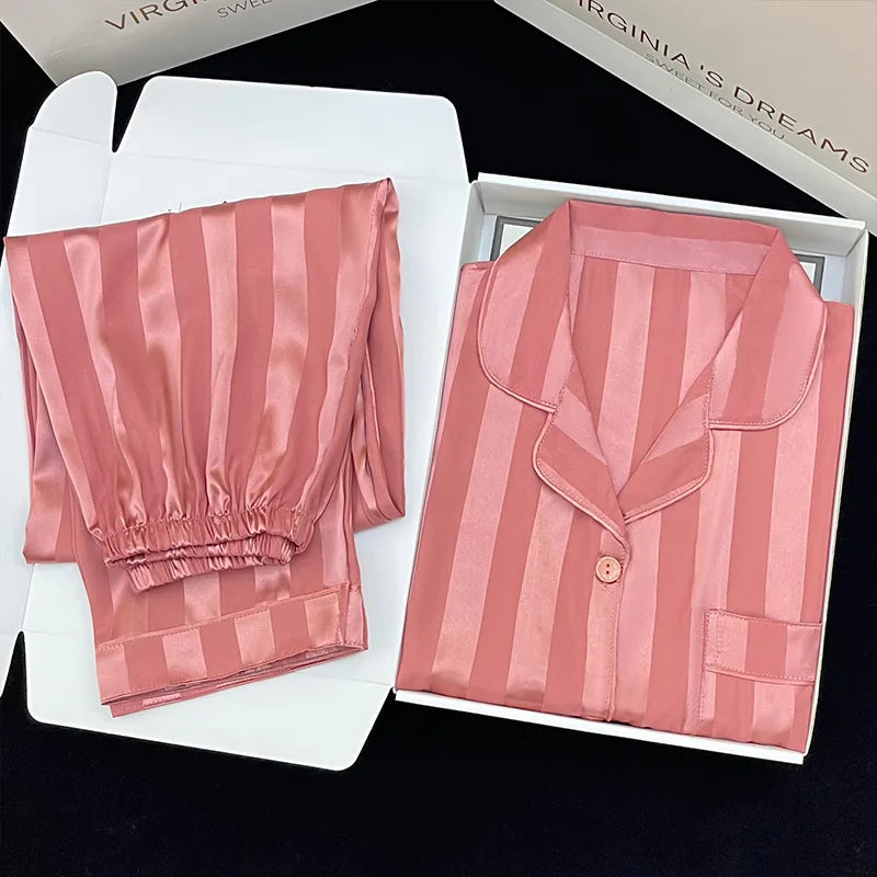 Amelie | Elegantes Satin-Pyjama für Damen langarm 5