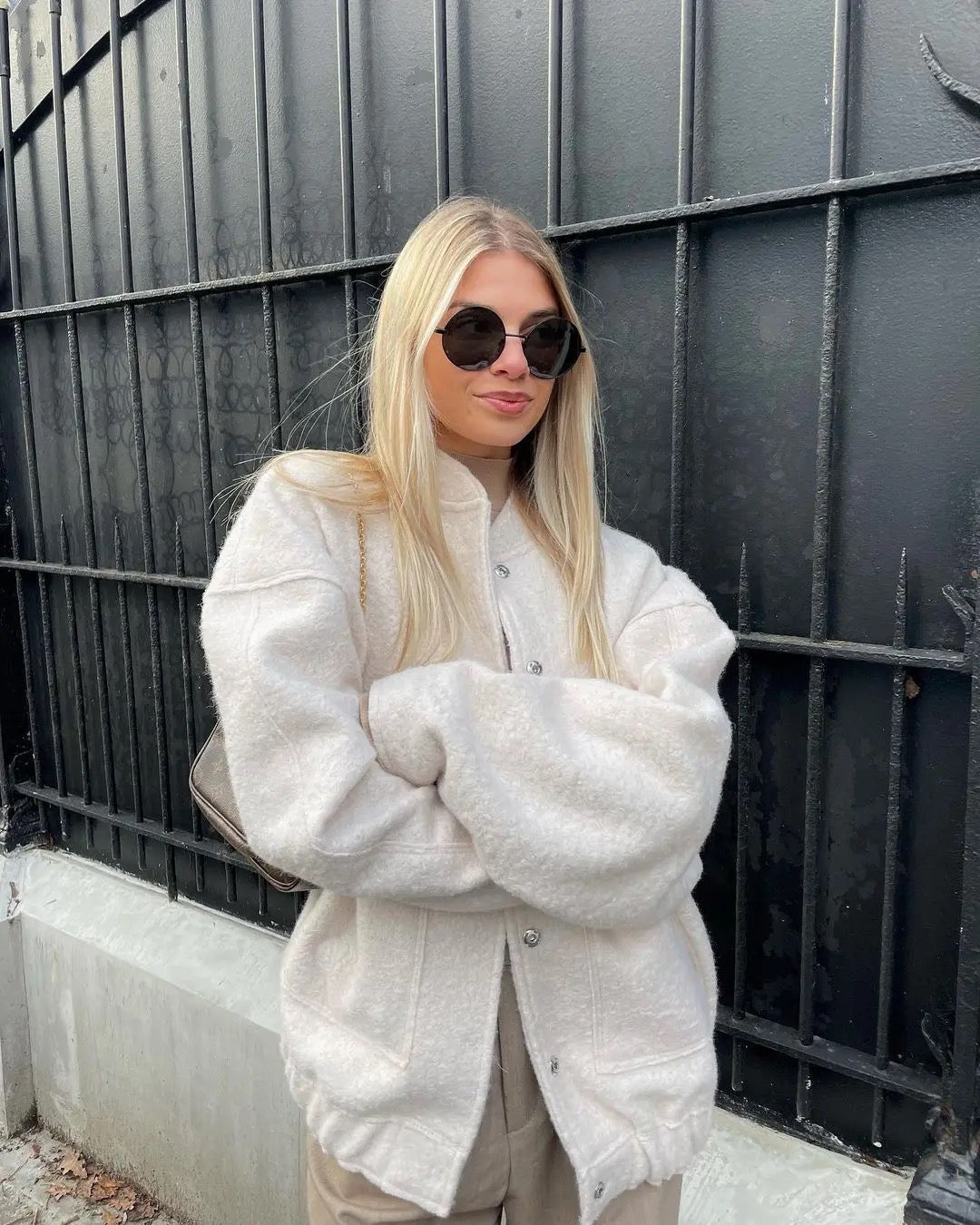Amelie | Minimalistische Damenjacke für moderne Looks