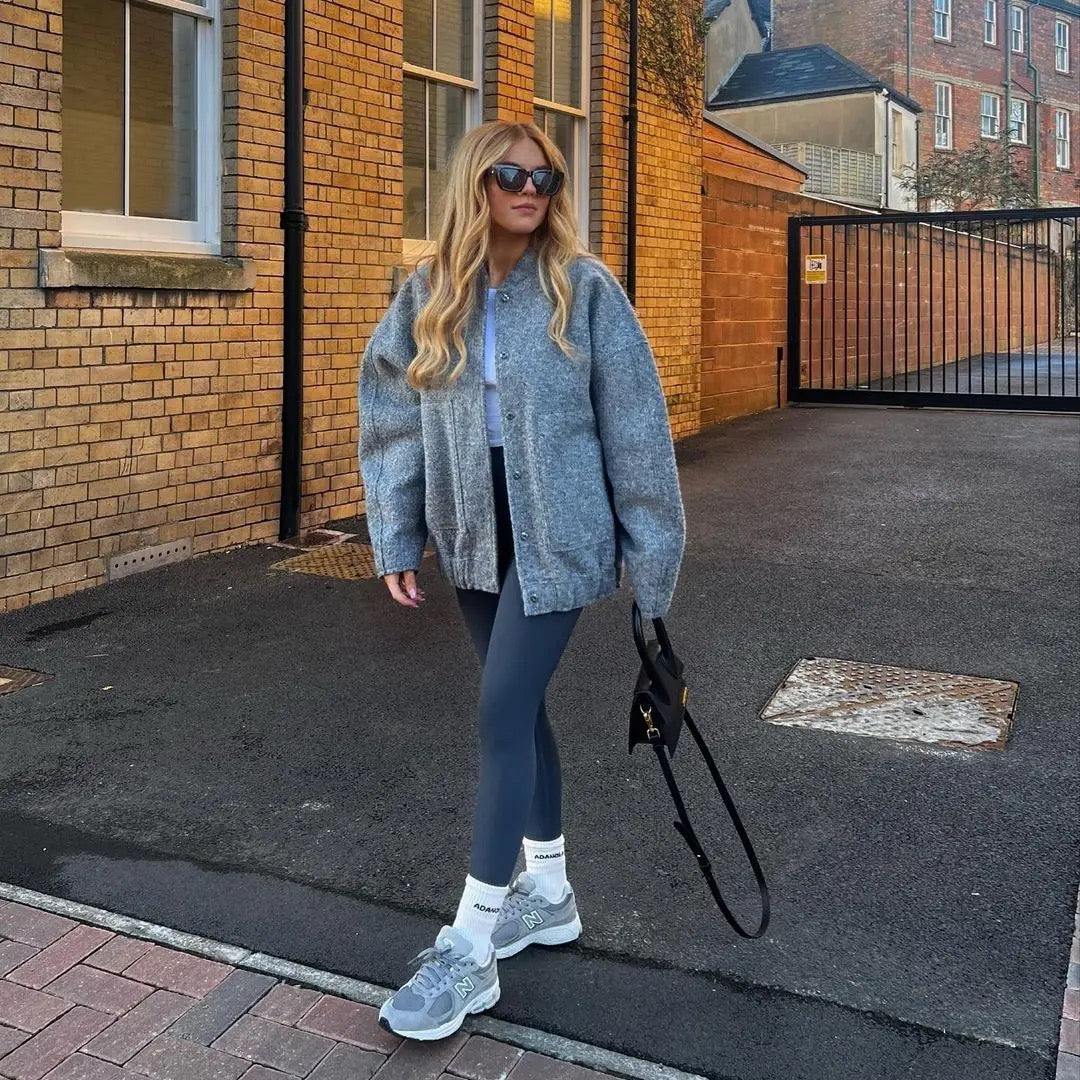 Amelie | Minimalistische Damenjacke für moderne Looks