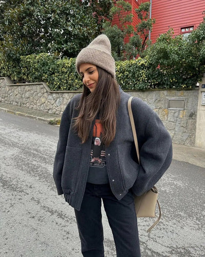 Amelie | Minimalistische Damenjacke für moderne Looks