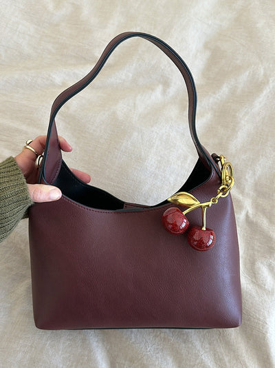 Amelie | Stilvolle Kunstlederhandtasche für Damen Schwarz