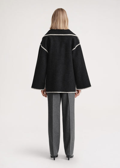 Antonia | Elegante Damenjacke mit Schal für Winter