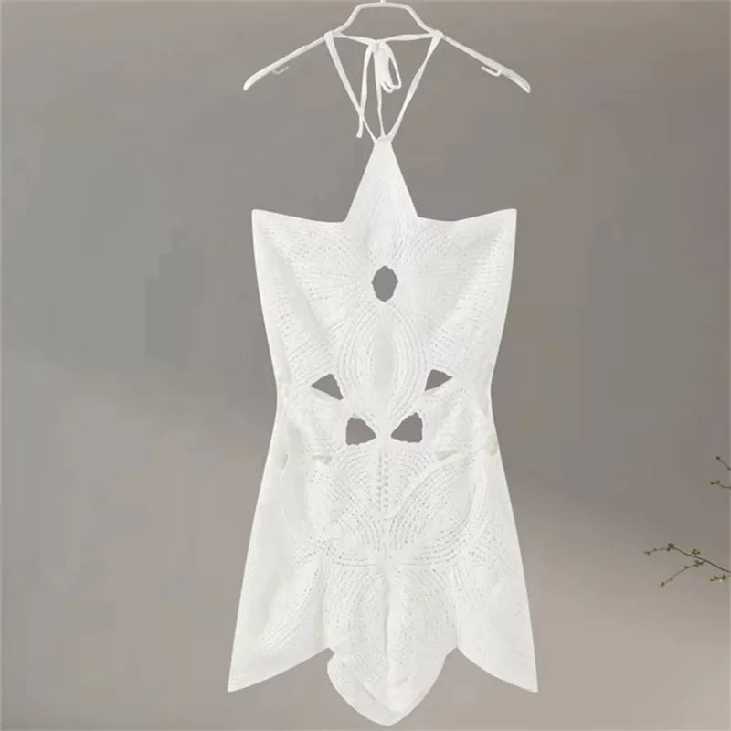 SINA - Ärmelloses Mini Strickkleid mit Rückenausschnitt – Sommerkleid für Freizeit & Strand