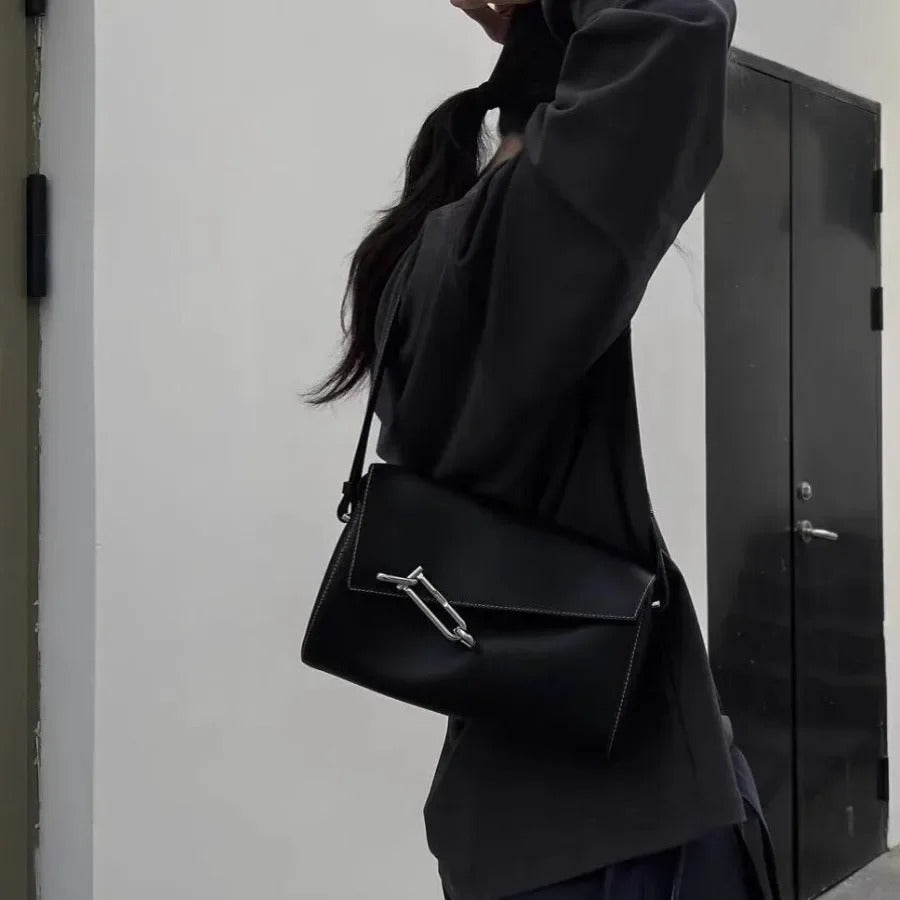 Carmen | Elegante Schultertasche für Damen Vintage Design
