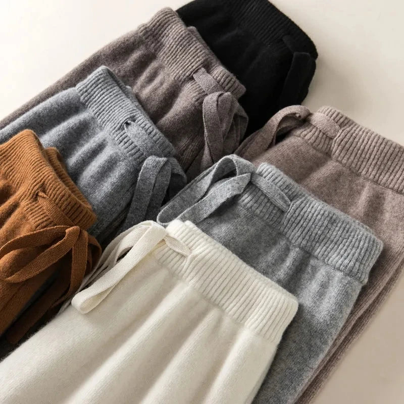 Clara | Bequeme Strickhose für Damen hochgeschnitten