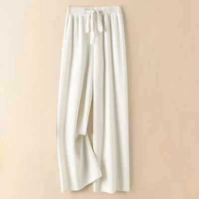 Clara | Bequeme Strickhose für Damen hochgeschnitten
