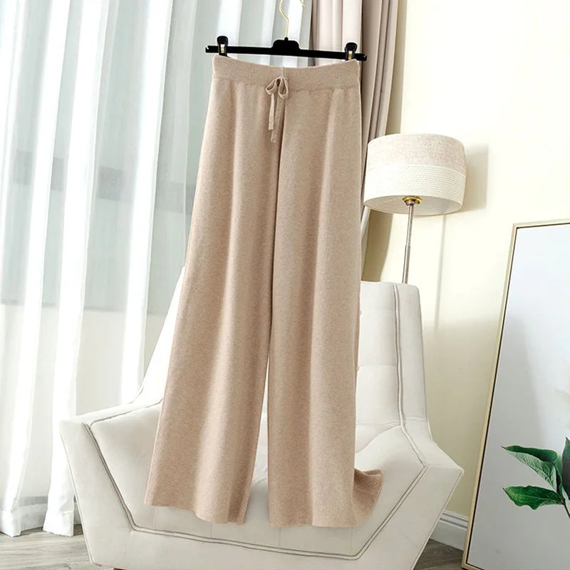 Clara | Bequeme Strickhose für Damen hochgeschnitten