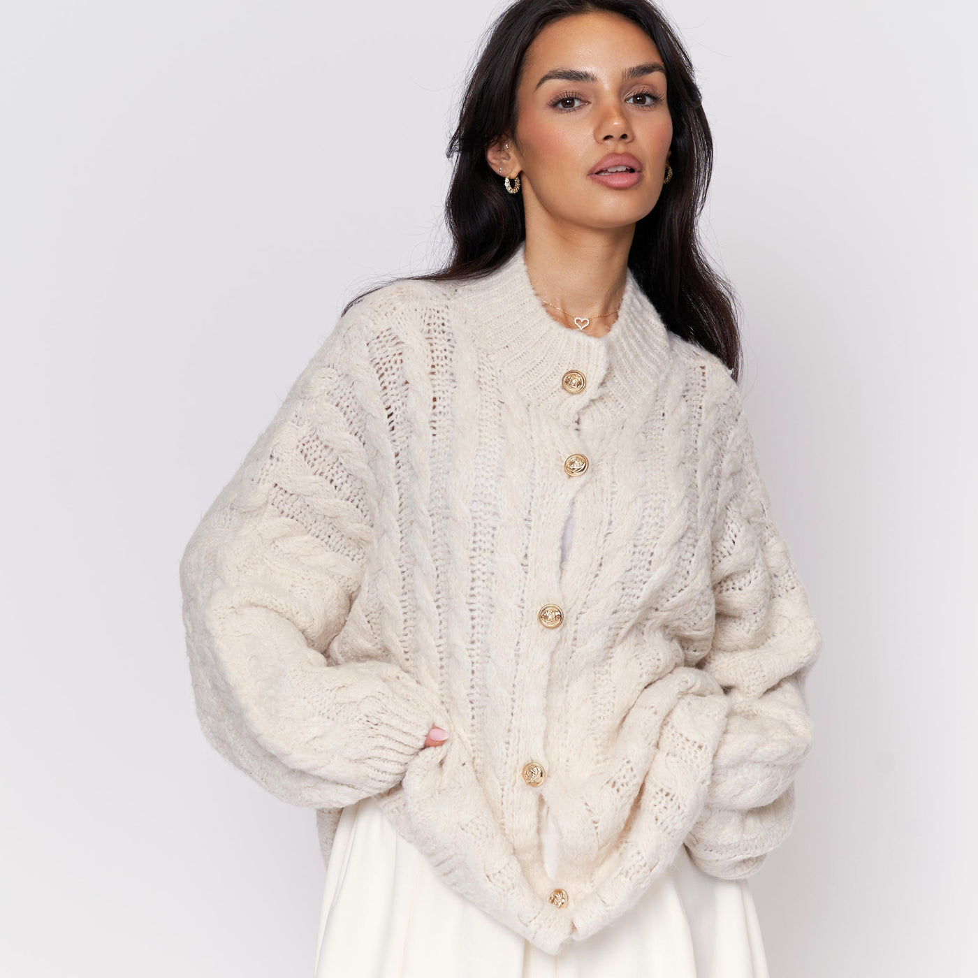 Clara | Elegante Strickjacke für Damen Oversize Zopfmuster
