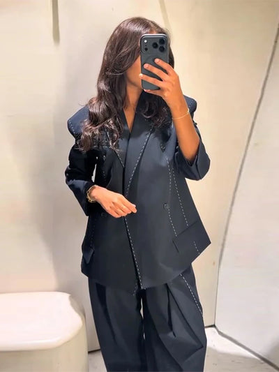 Clara | Eleganter Blazer für Damen Herbst mit Schulterpolstern 0