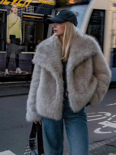 Clara | Eleganter Kunstpelzmantel für Damen Winter 3