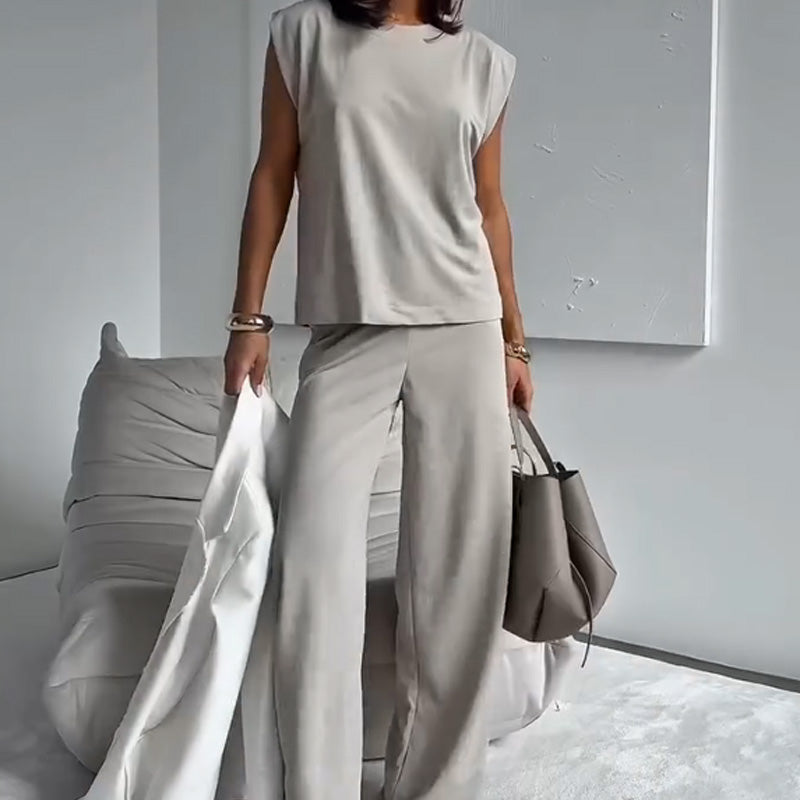 Clara | Elegantes Set aus T-Shirt und Hosen für Damen