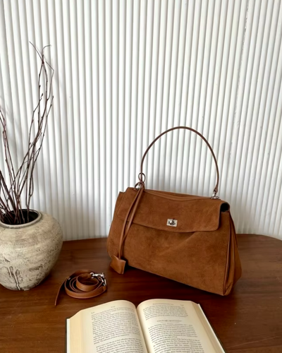 AMÉLIE – Elegante Wildleder-Schultertasche