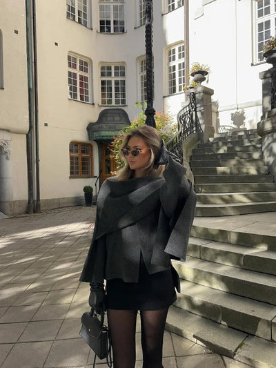 CLAIRE Cape-Mantel mit Asymmetrischem Design – Luxuriös & Warm