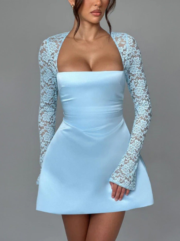 Liliana Kleid mit Spitzärmeln & quadratischem Ausschnitt