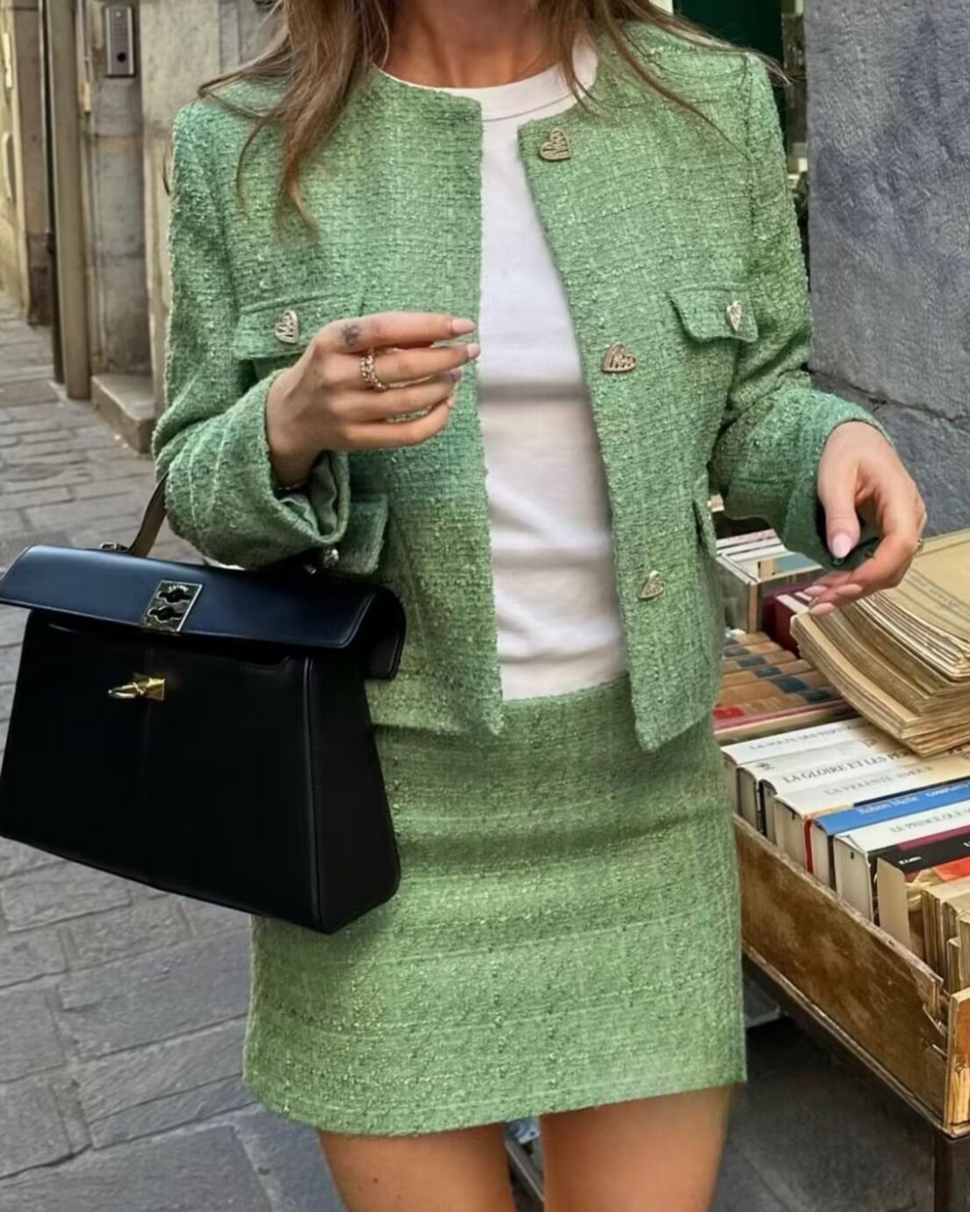 MILA Tweed-Zweiteiler mit Minirock & Jacke – Klassisch Elegant