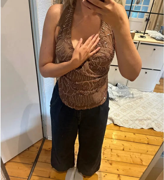 NADINE - Glitzerndes Tanktop mit V-Ausschnitt & Rückenausschnitt – Sommerliche Cropped Bluse