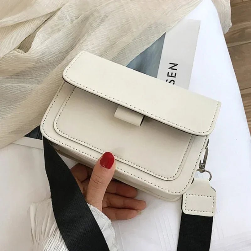 Krystal | Elegante Umhängetasche für Damen kompakt