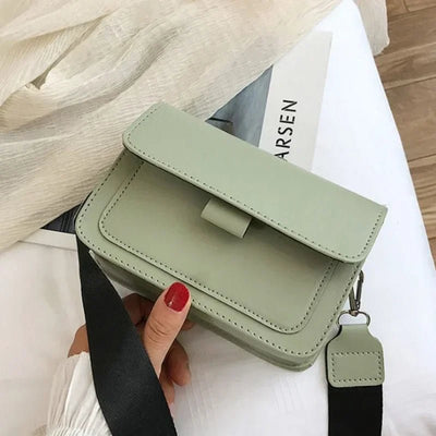 Krystal | Elegante Umhängetasche für Damen kompakt