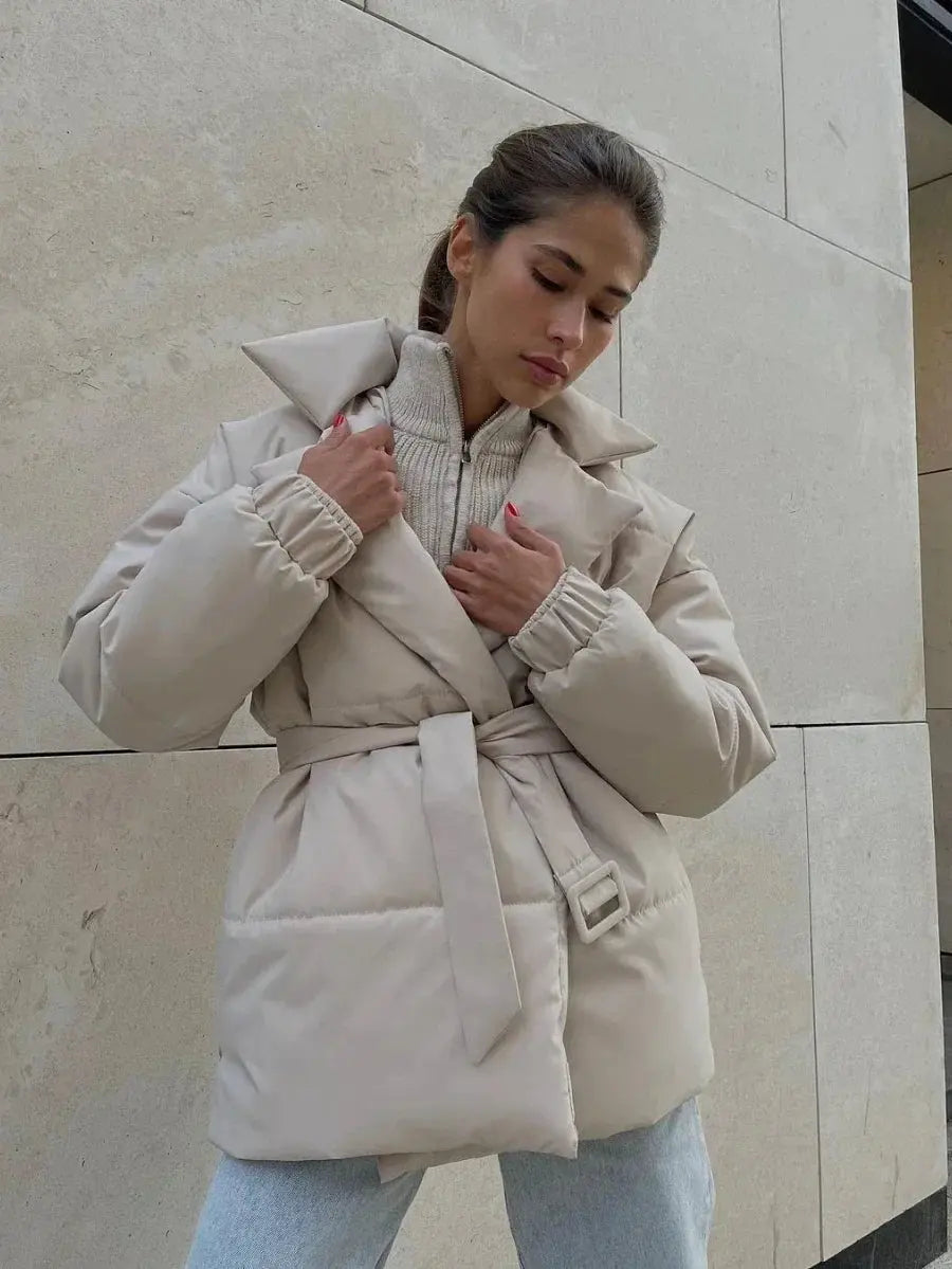 Senna | Elegante Pufferjacke für Damen mit Gürtel Winter 3