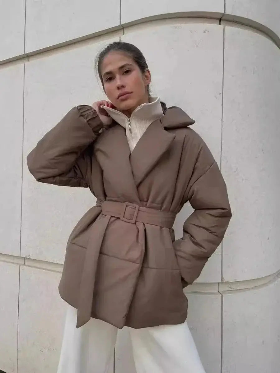 Senna | Elegante Pufferjacke für Damen mit Gürtel Winter 4
