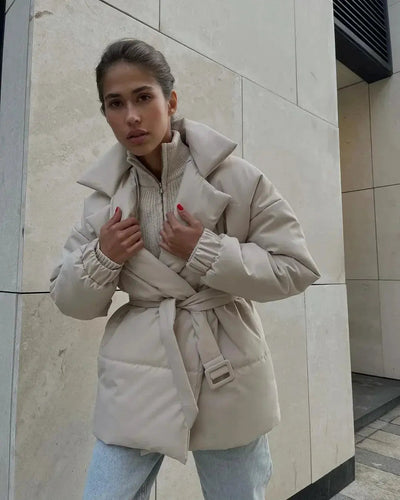 Senna | Elegante Pufferjacke für Damen mit Gürtel Winter 5