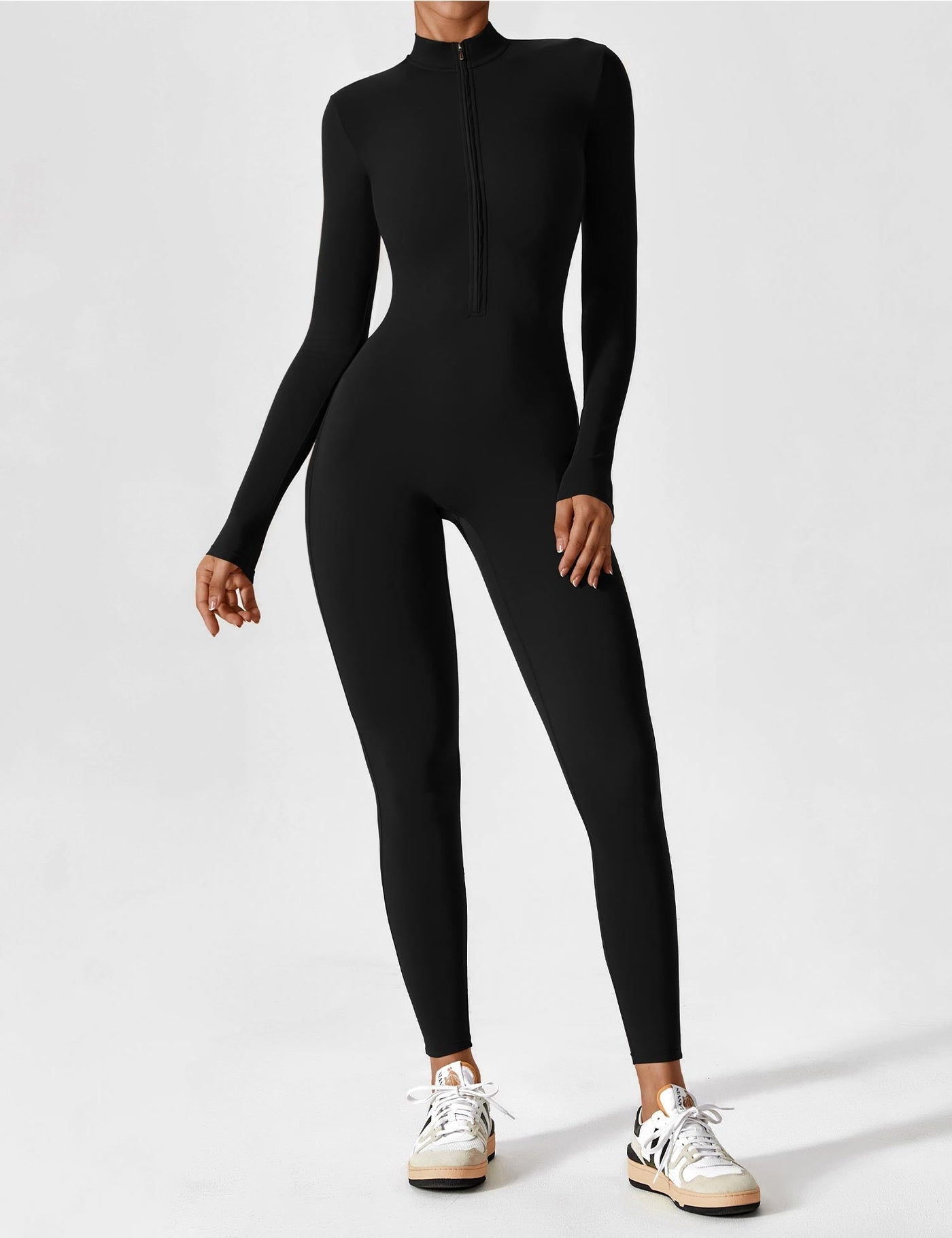 Wanda | Sportlicher Ganzkörperanzug für Damen elastisch