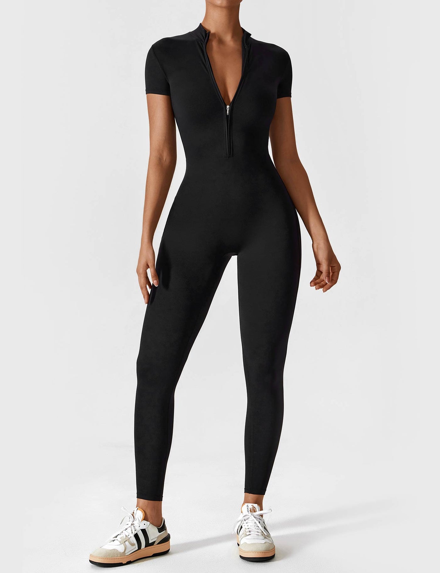 Wanda | Sportlicher Ganzkörperanzug für Damen elastisch