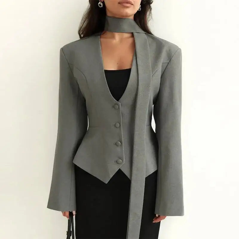 Zmeenna | Eleganter Blazer für Damen mit Schal